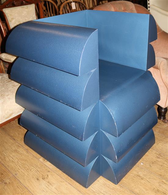 A modernist style throne chair